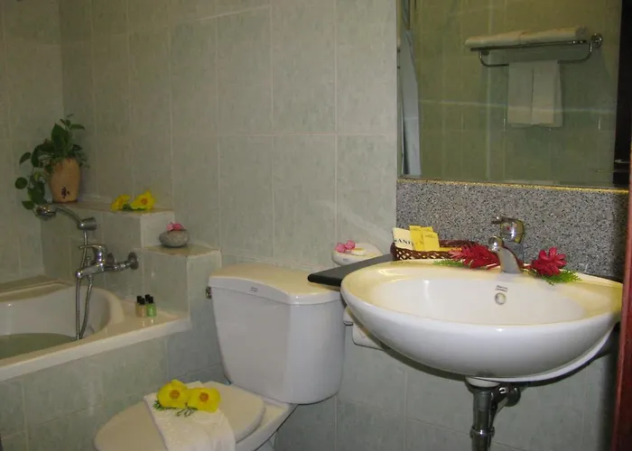 Khu nghỉ mát Ocean Star
