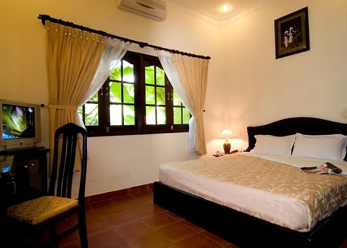 Khu nghỉ mát Ocean Star 4*