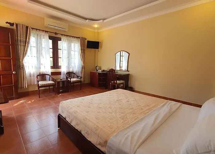 Ocean Star Khu nghỉ mát 4*