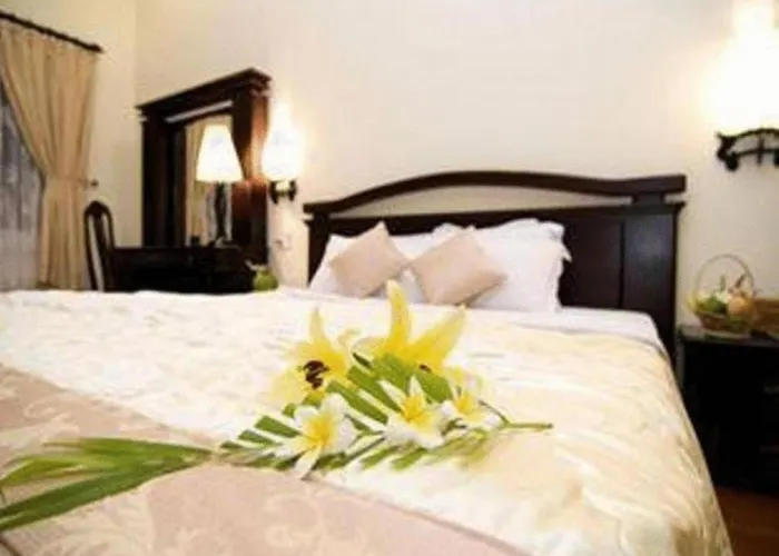 Khu nghỉ mát Ocean Star 4*